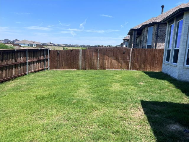 2452 Brightling Bend, Forney, TX 75126