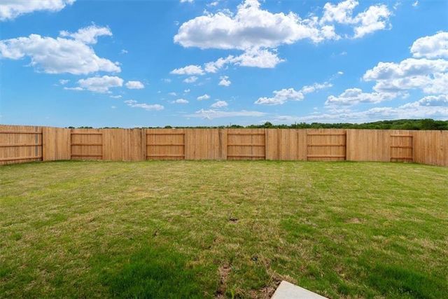 131 Hidden Branch CV, Maxwell, TX 78656