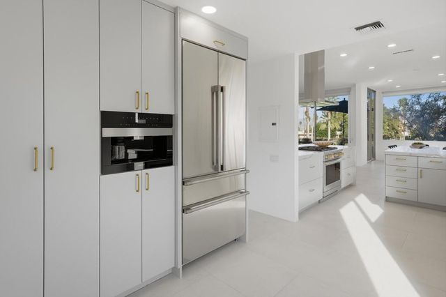 46860 Amir Drive, Palm Desert, CA 92260