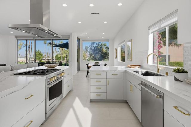 46860 Amir Drive, Palm Desert, CA 92260