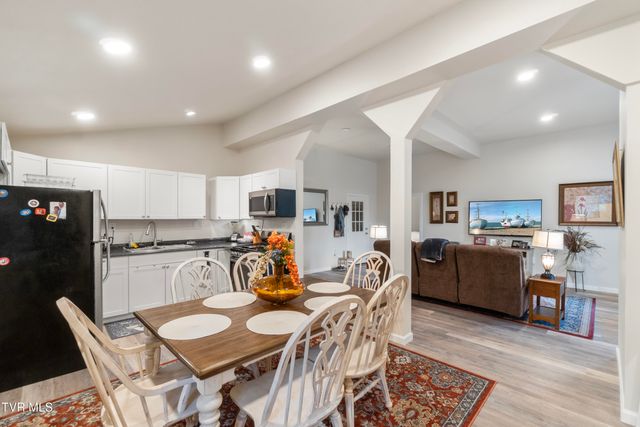 2087 Fodderstack Mountain Loop, Greeneville, TN 37745