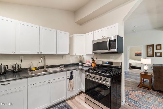 2087 Fodderstack Mountain Loop, Greeneville, TN 37745