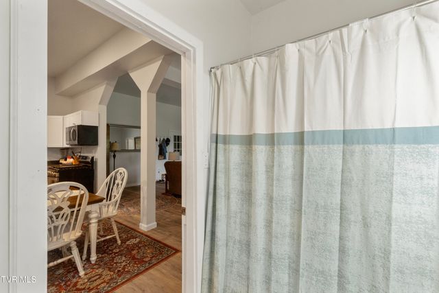 2087 Fodderstack Mountain Loop, Greeneville, TN 37745