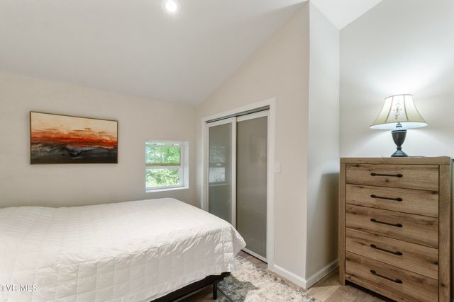 2087 Fodderstack Mountain Loop, Greeneville, TN 37745