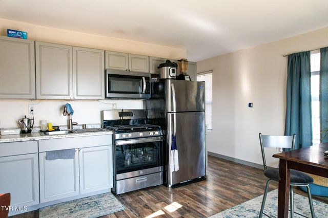 2087 Fodderstack Mountain Loop, Greeneville, TN 37745