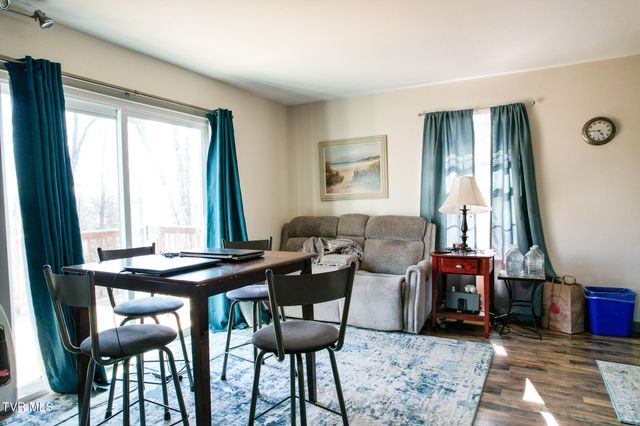 2087 Fodderstack Mountain Loop, Greeneville, TN 37745