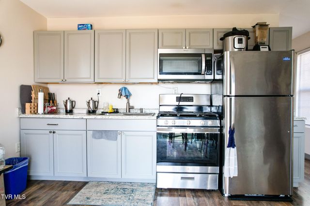 2087 Fodderstack Mountain Loop, Greeneville, TN 37745