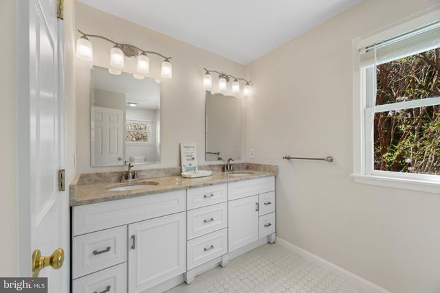 5929 DEALE BEACH RD, Deale, MD 20751