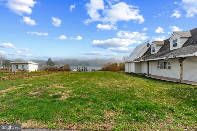 5929 DEALE BEACH RD, Deale, MD 20751