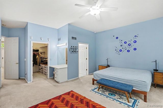 25890 Abbey Drive, Novi, MI 48374