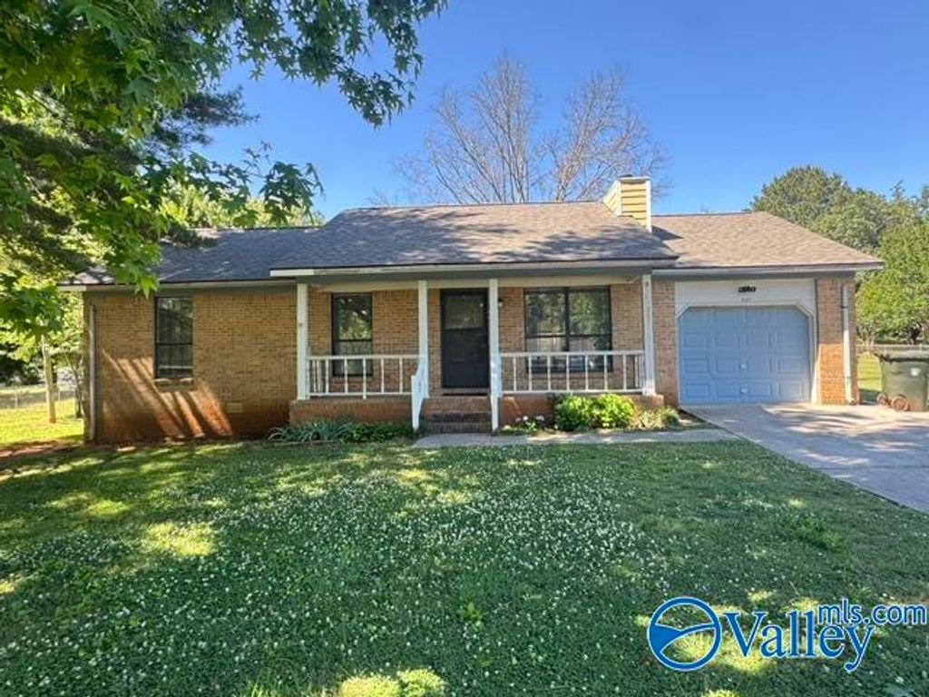 127 Colby Drive, Huntsville, AL 35810