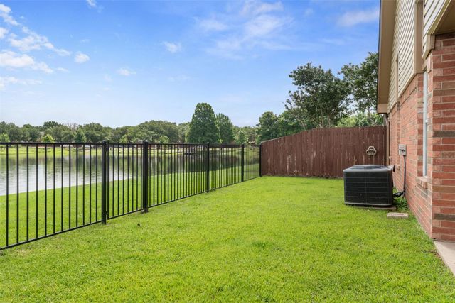 2212 Lakeshore Drive, Flower Mound, TX 75028