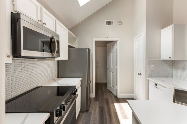 2212 Lakeshore Drive, Flower Mound, TX 75028
