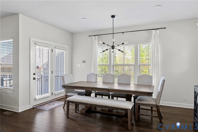 12256 Manor Crossing Dr, Glen Allen, VA 23059