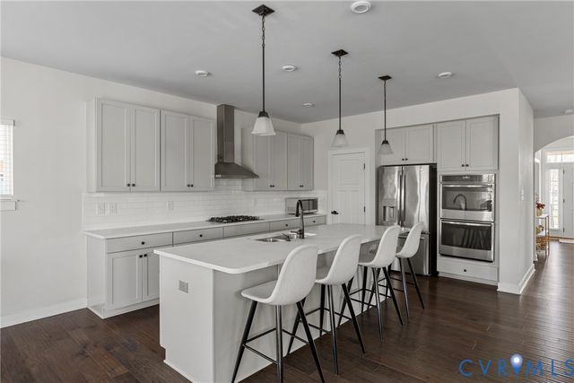 12256 Manor Crossing Dr, Glen Allen, VA 23059