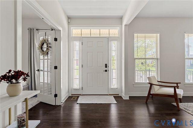12256 Manor Crossing Dr, Glen Allen, VA 23059