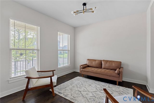 12256 Manor Crossing Dr, Glen Allen, VA 23059