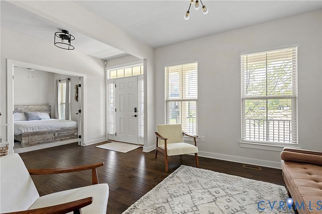 12256 Manor Crossing Dr, Glen Allen, VA 23059