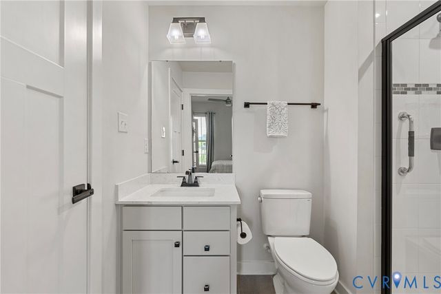 12256 Manor Crossing Dr, Glen Allen, VA 23059