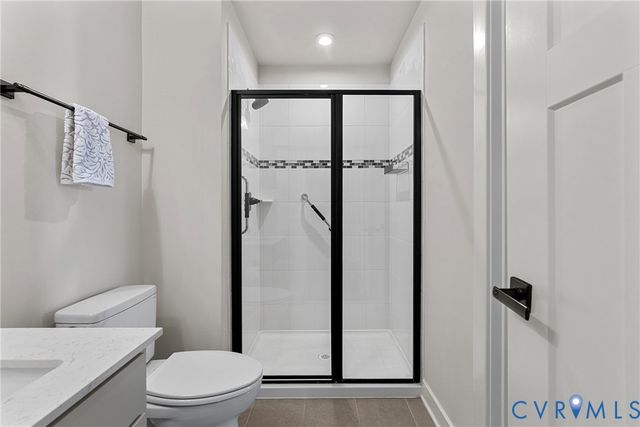 12256 Manor Crossing Dr, Glen Allen, VA 23059