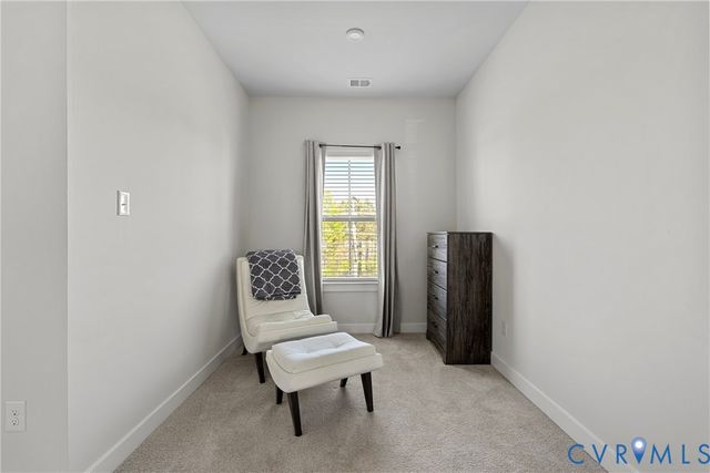 12256 Manor Crossing Dr, Glen Allen, VA 23059