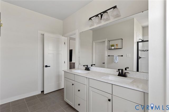 12256 Manor Crossing Dr, Glen Allen, VA 23059