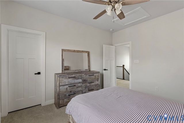 12256 Manor Crossing Dr, Glen Allen, VA 23059