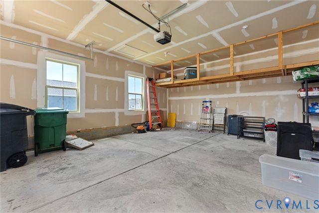 12256 Manor Crossing Dr, Glen Allen, VA 23059