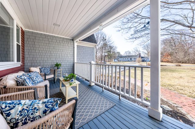 9 Avon Drive, Sandwich, MA 02563