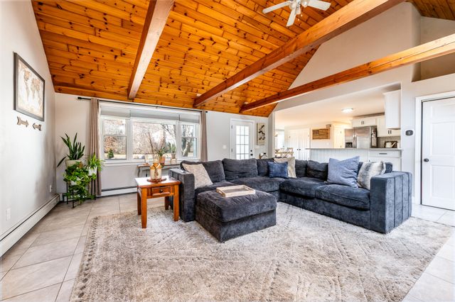 9 Avon Drive, Sandwich, MA 02563