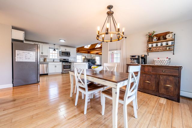 9 Avon Drive, Sandwich, MA 02563