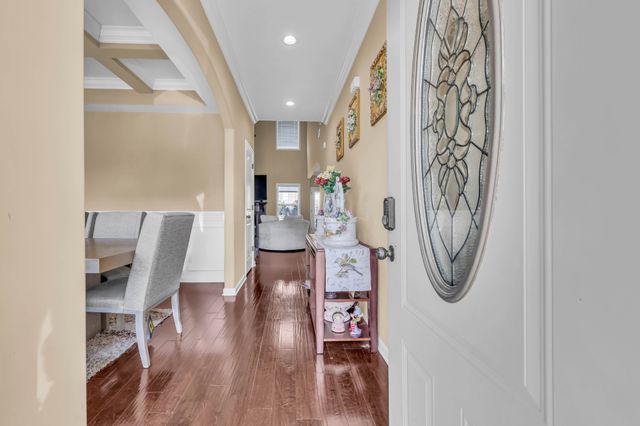 925 Tanager Ct, Clarksville, TN 37040