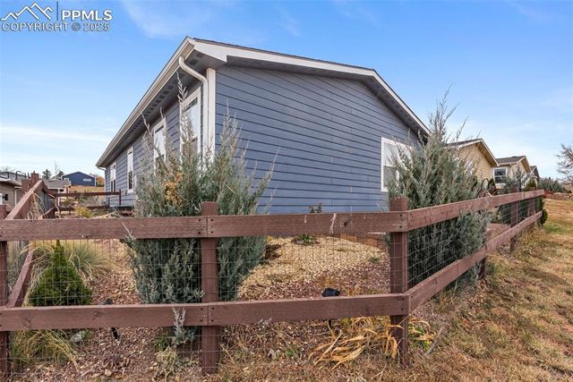 4327 Kingfisher Point, Colorado Springs, CO 80922