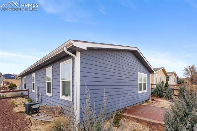 4327 Kingfisher Point, Colorado Springs, CO 80922