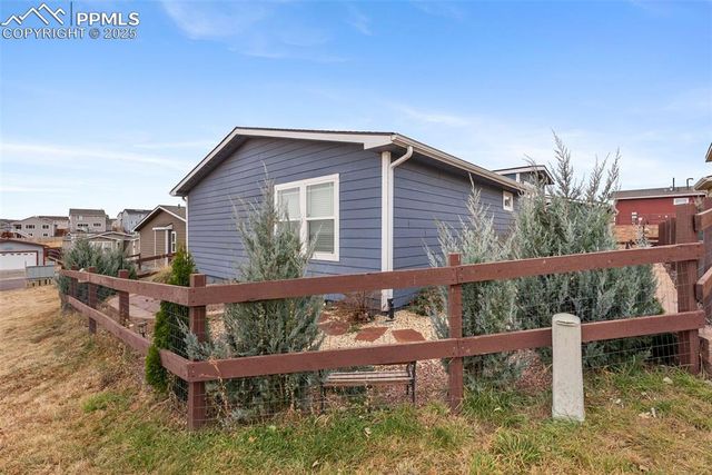 4327 Kingfisher Point, Colorado Springs, CO 80922