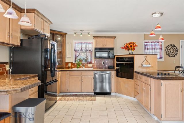 2011 Hamburg Street, Anaconda, MT 59711