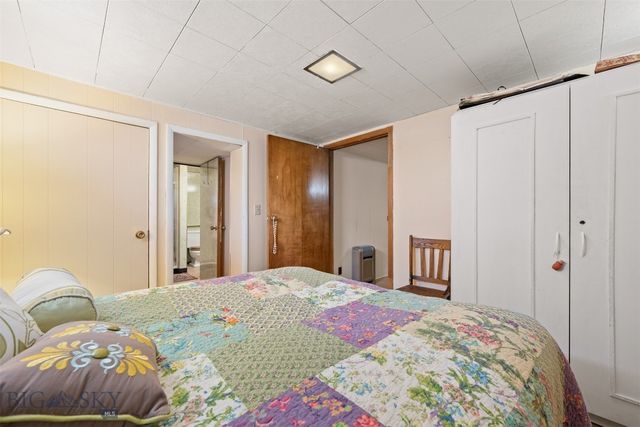 2011 Hamburg Street, Anaconda, MT 59711