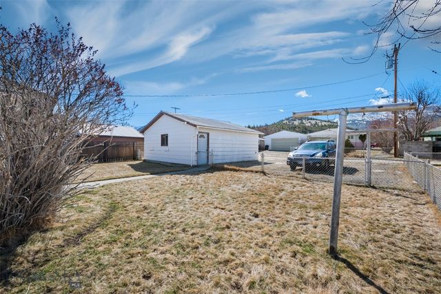 2011 Hamburg Street, Anaconda, MT 59711