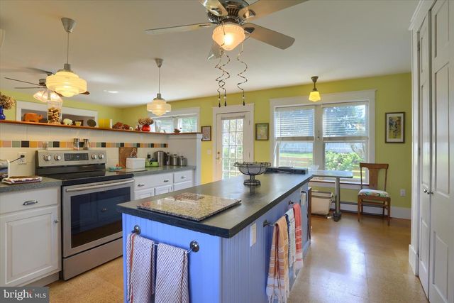 114 W GETTYSBURG ST, Dillsburg, PA 17019