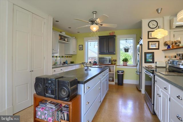 114 W GETTYSBURG ST, Dillsburg, PA 17019