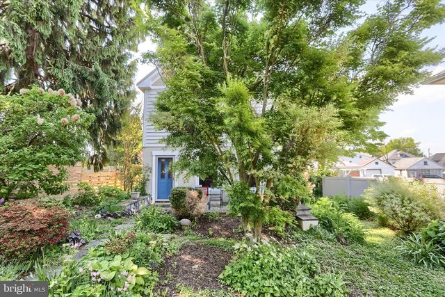 114 W GETTYSBURG ST, Dillsburg, PA 17019