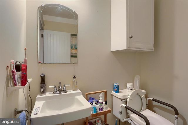 114 W GETTYSBURG ST, Dillsburg, PA 17019