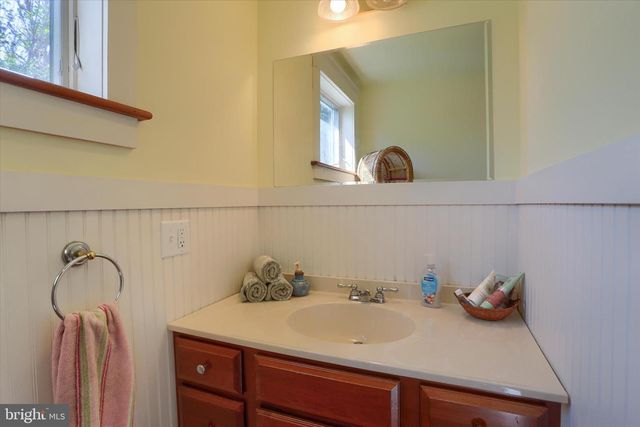 114 W GETTYSBURG ST, Dillsburg, PA 17019