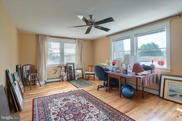 114 W GETTYSBURG ST, Dillsburg, PA 17019