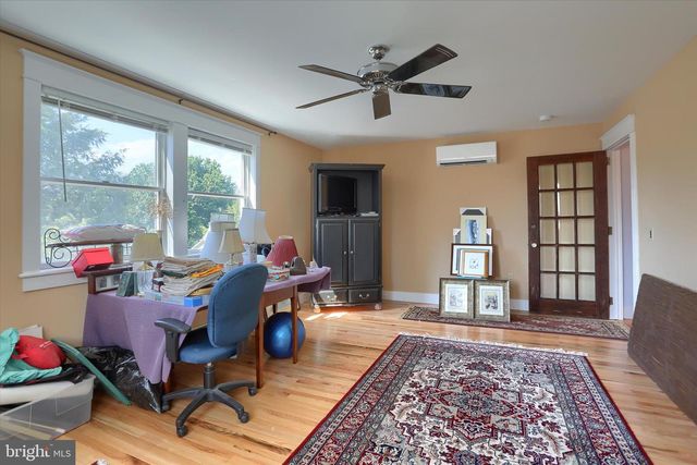 114 W GETTYSBURG ST, Dillsburg, PA 17019