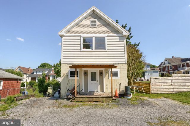 114 W GETTYSBURG ST, Dillsburg, PA 17019