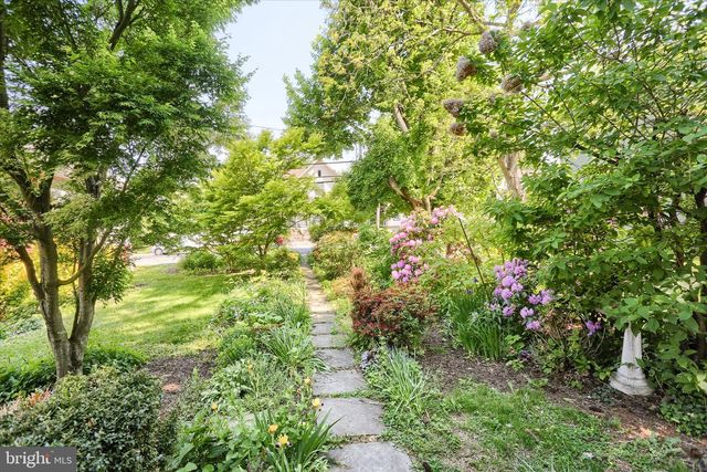 114 W GETTYSBURG ST, Dillsburg, PA 17019