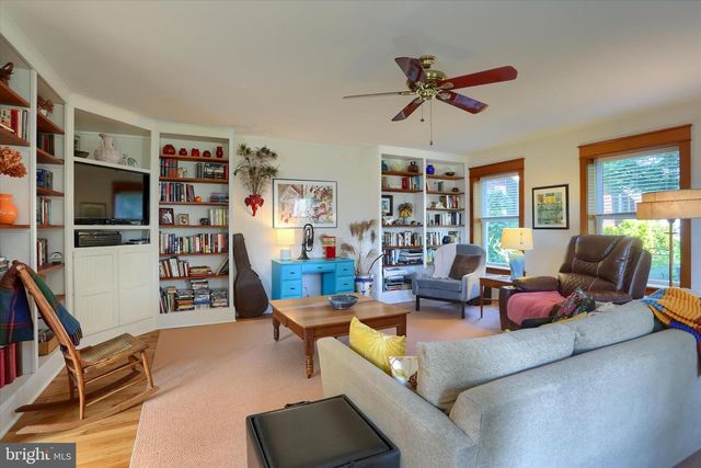 114 W GETTYSBURG ST, Dillsburg, PA 17019