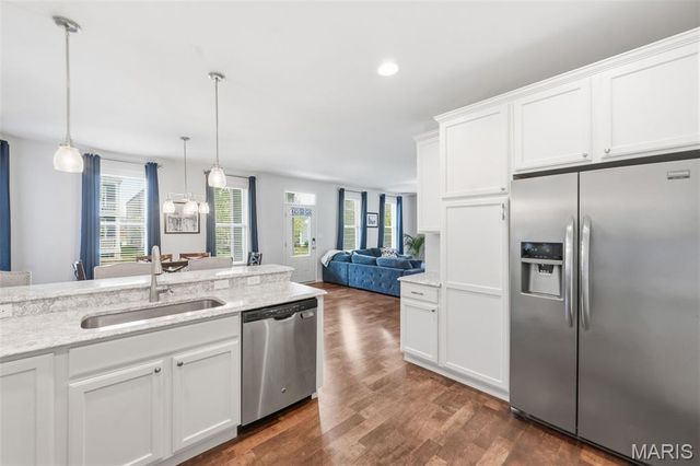 6013 New Town Drive, St Charles, MO 63301
