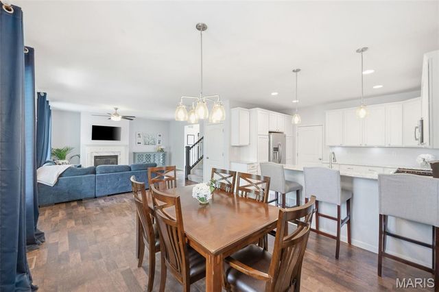 6013 New Town Drive, St Charles, MO 63301